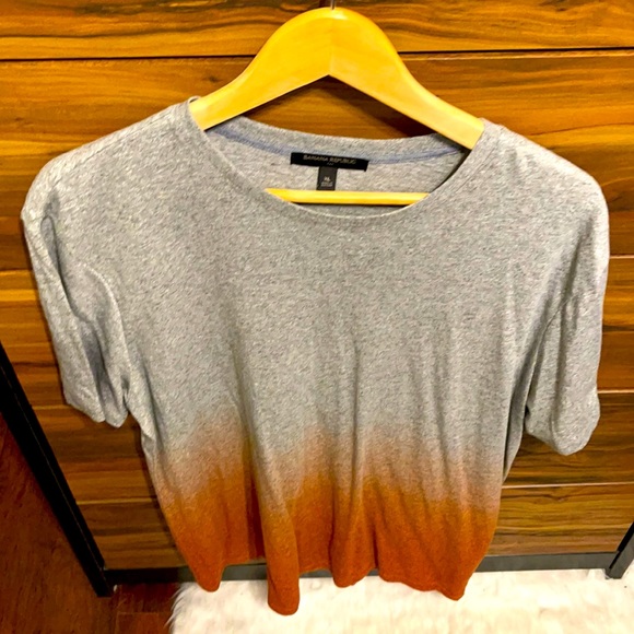 Banana Republic short sleeve tee
